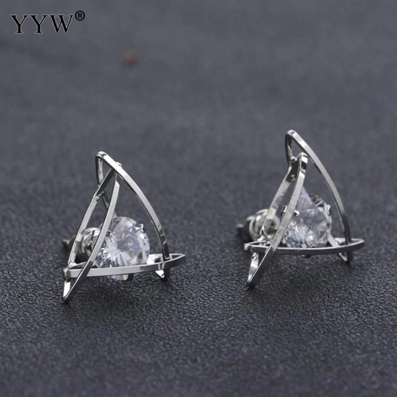 NEW!💙💎MODERN CAGED CZ SPARKLERS!💎💙SO BEAUTIFUL - Picture 7 of 8